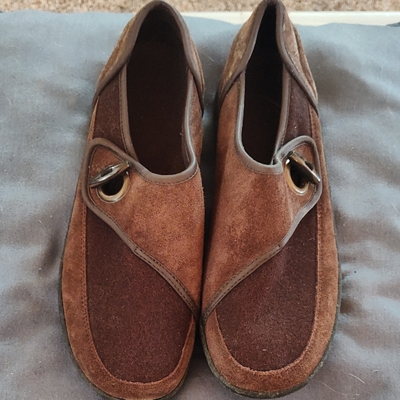 Lands' End Shoes - Lands' End Women's Brown Suede Flats